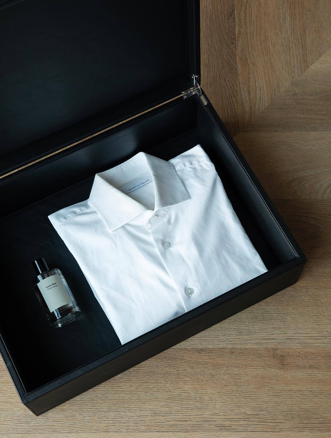 Capri Laundry box Black - Accessories - Bentley